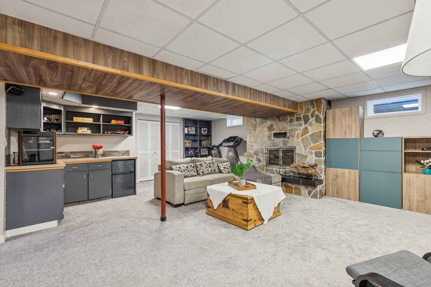 241 Allan Crescent SE