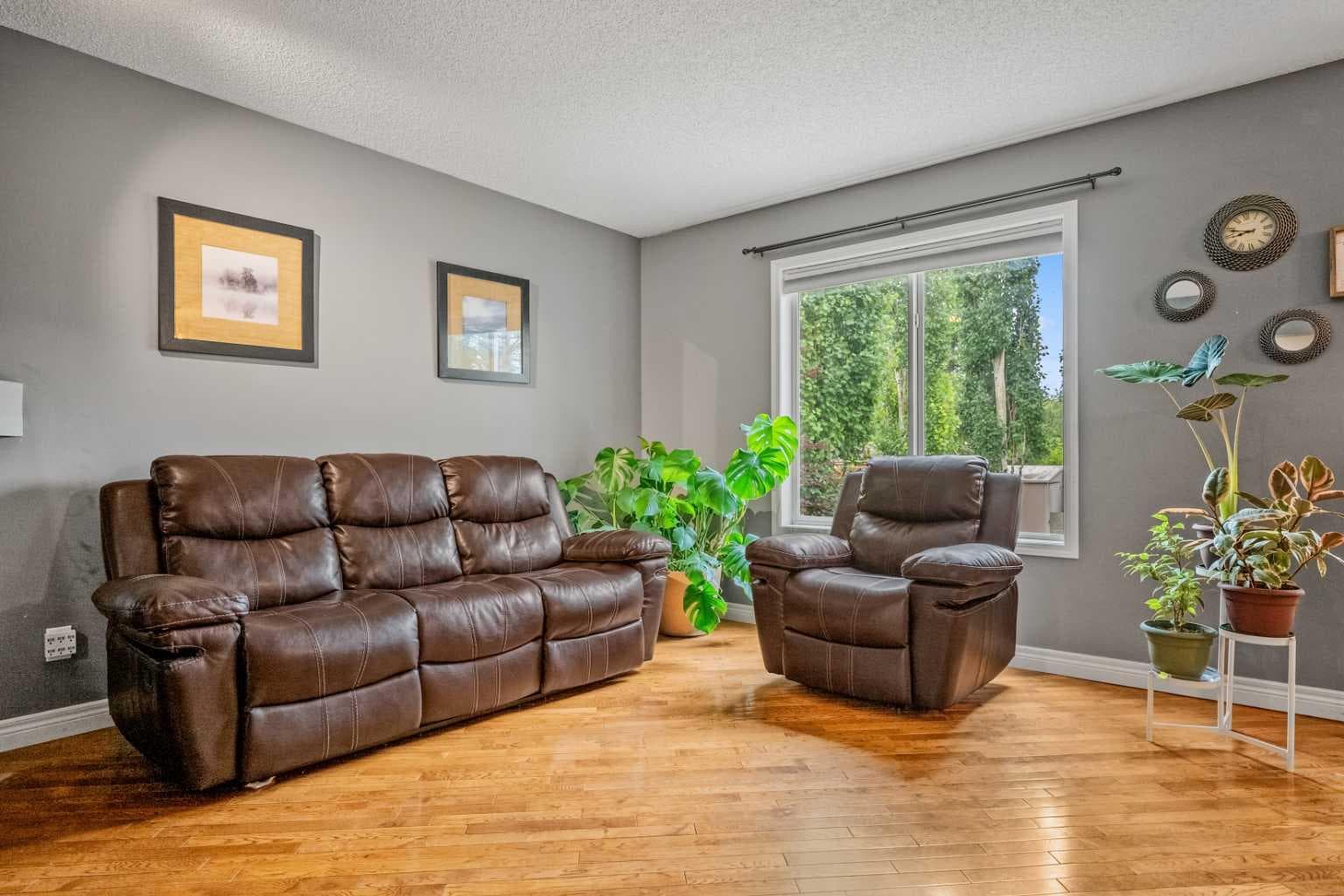 163 West Lakeview Passage 