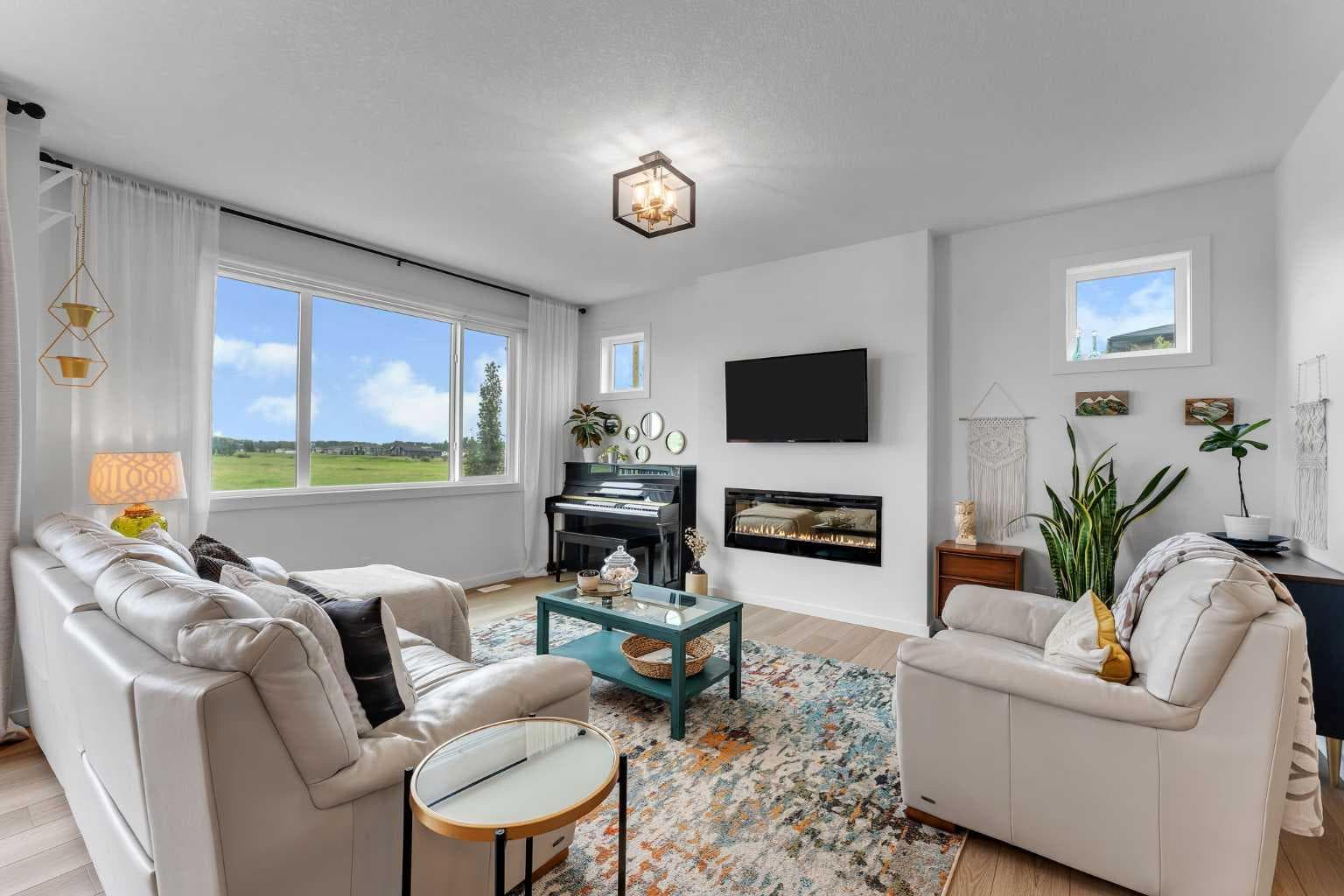 444 Lawthorn Way 