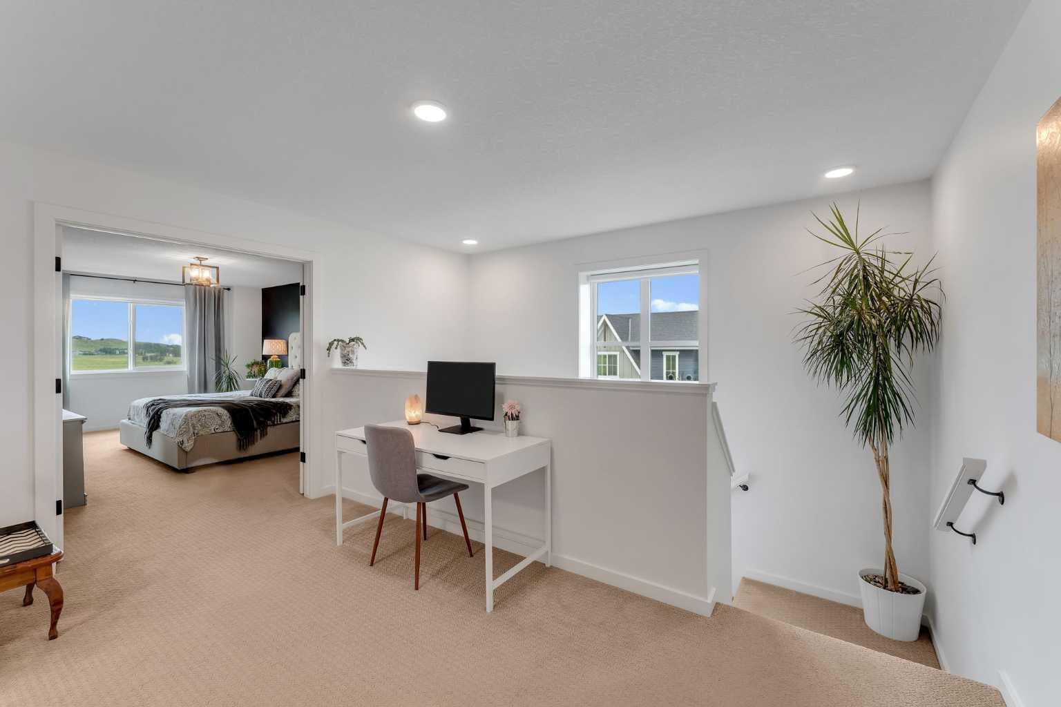 444 Lawthorn Way 