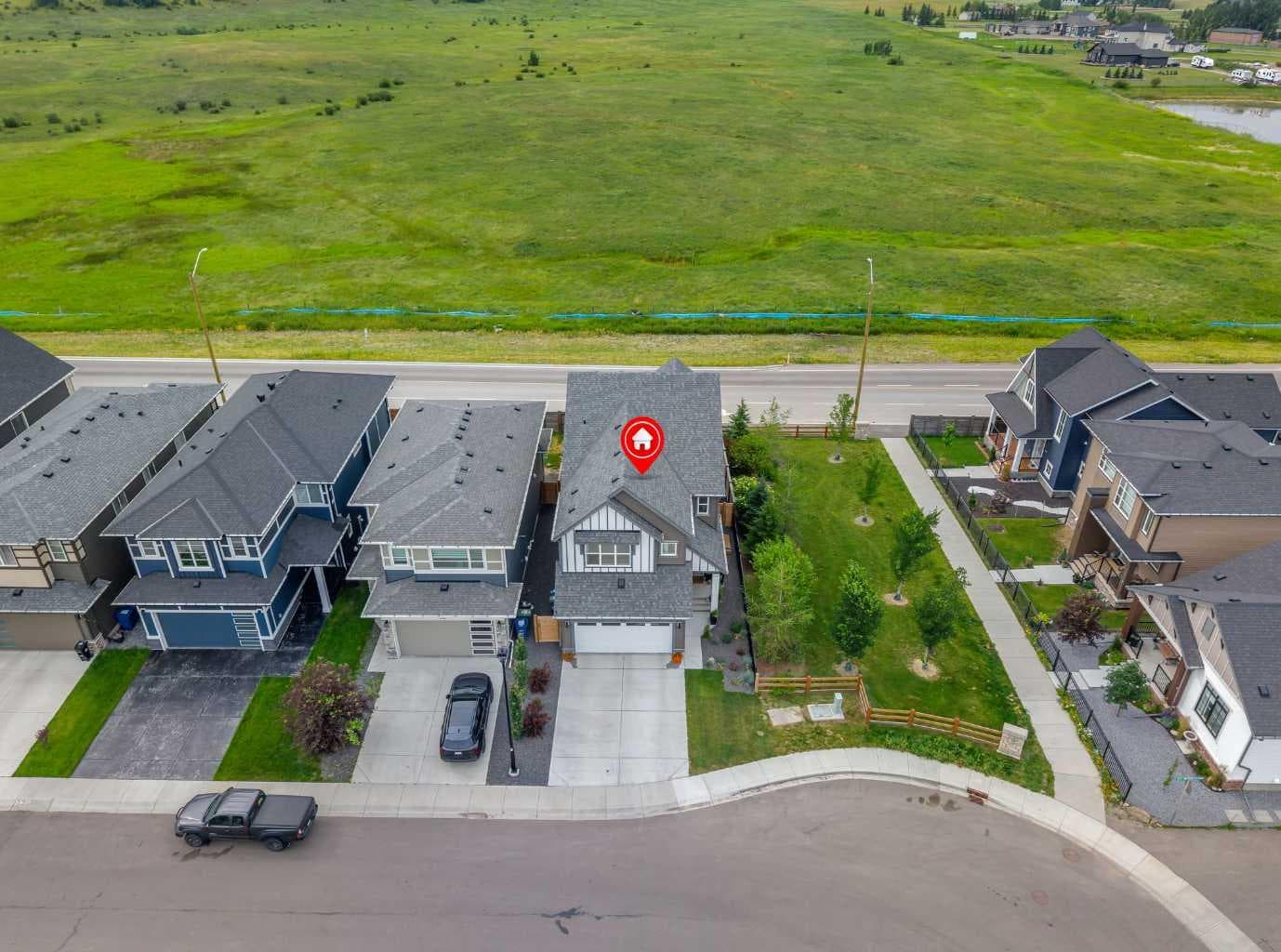 444 Lawthorn Way 