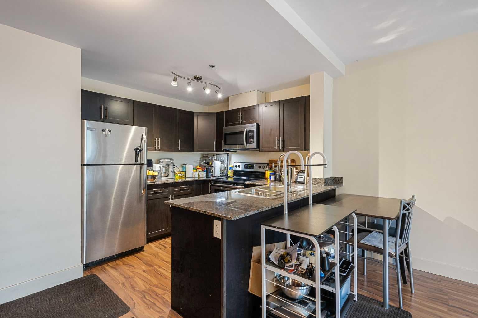 221, 955 MCPHERSON Road NE
