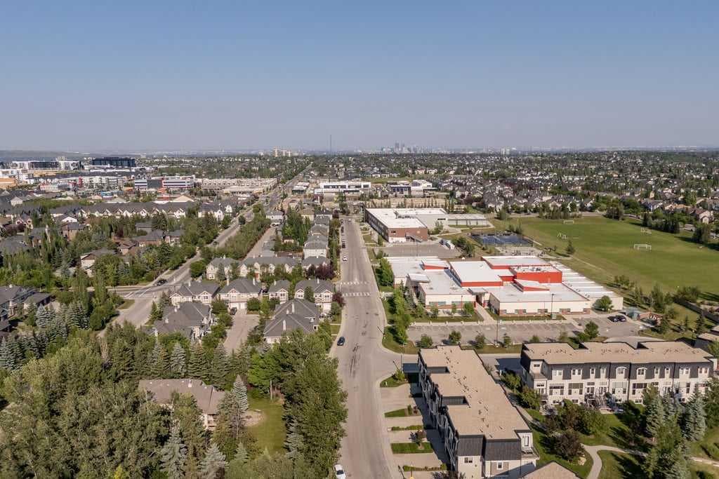 24, 9000 Wentworth Avenue SW
