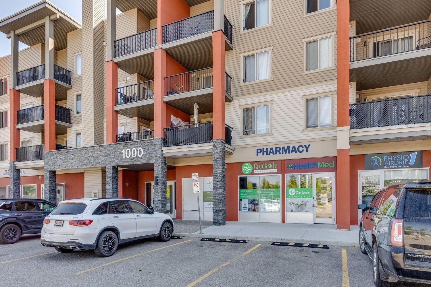 2117, 403 Mackenzie Way SW