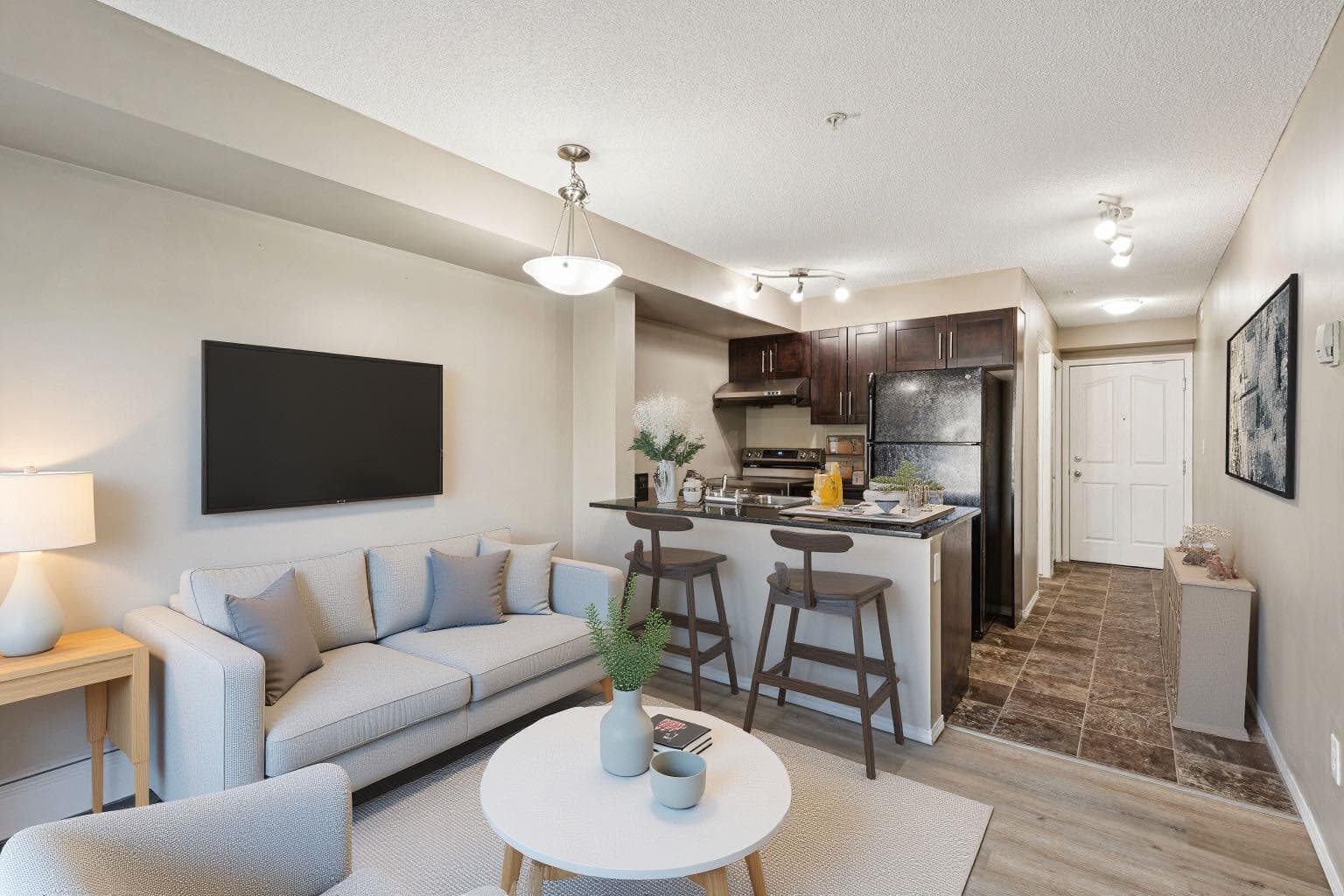 2117, 403 Mackenzie Way SW