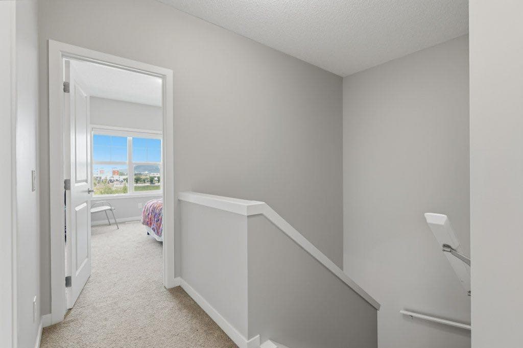 709, 250 Fireside View 