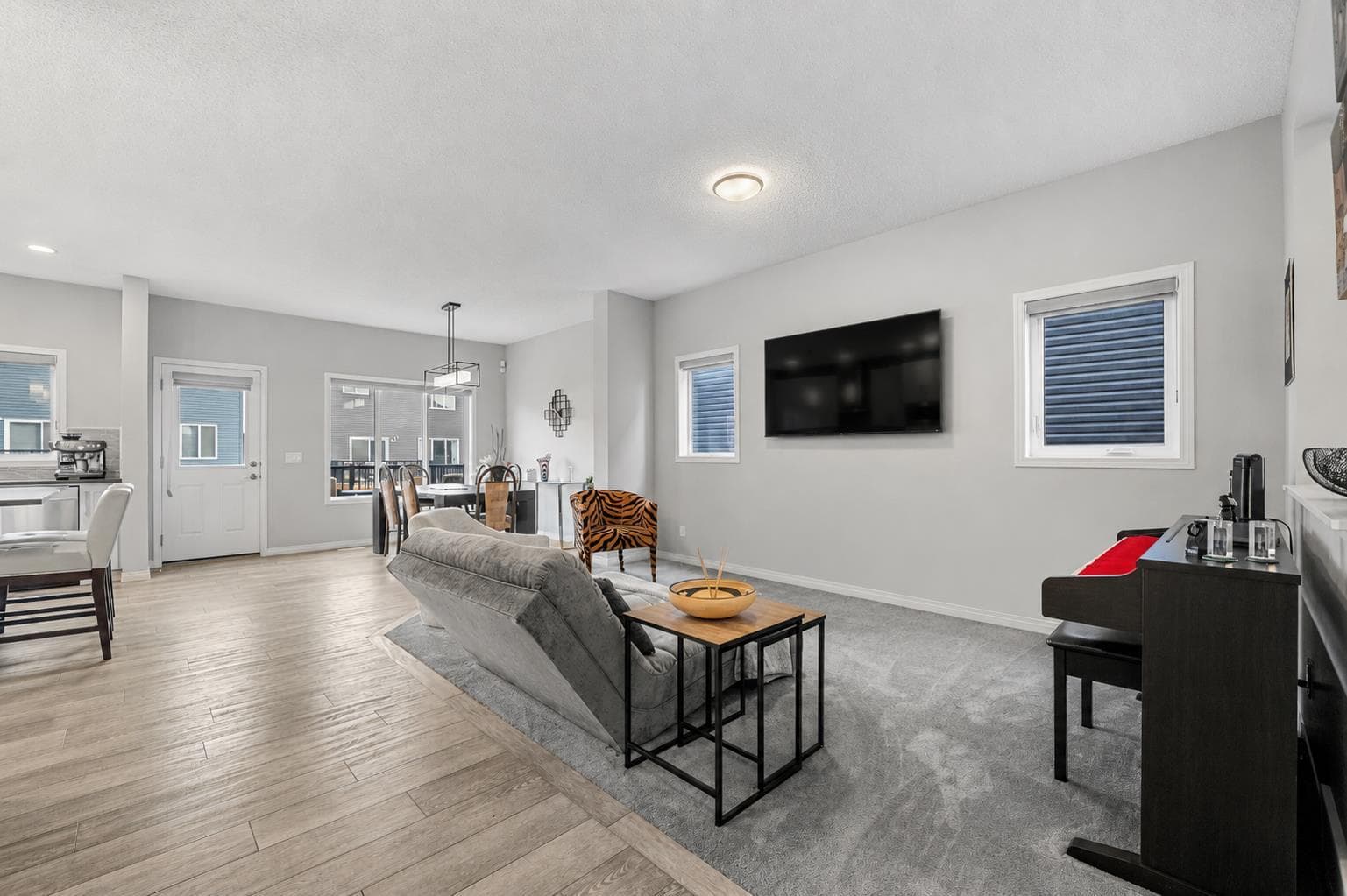 1020 Chinook Gate Heath SW
