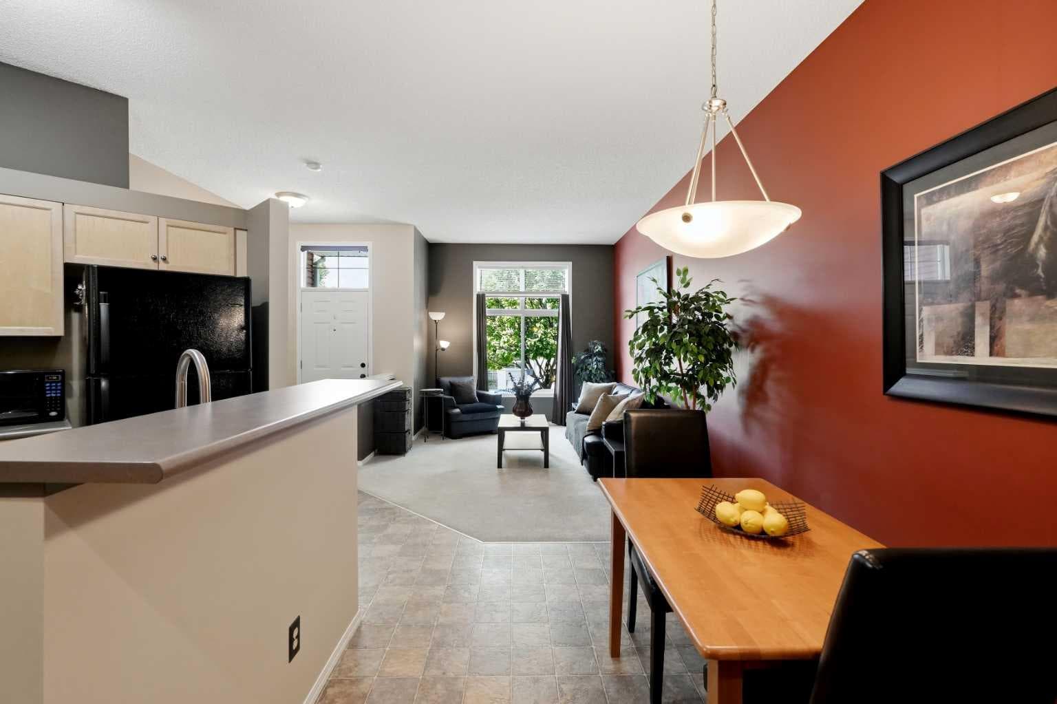 140 Promenade Way SE