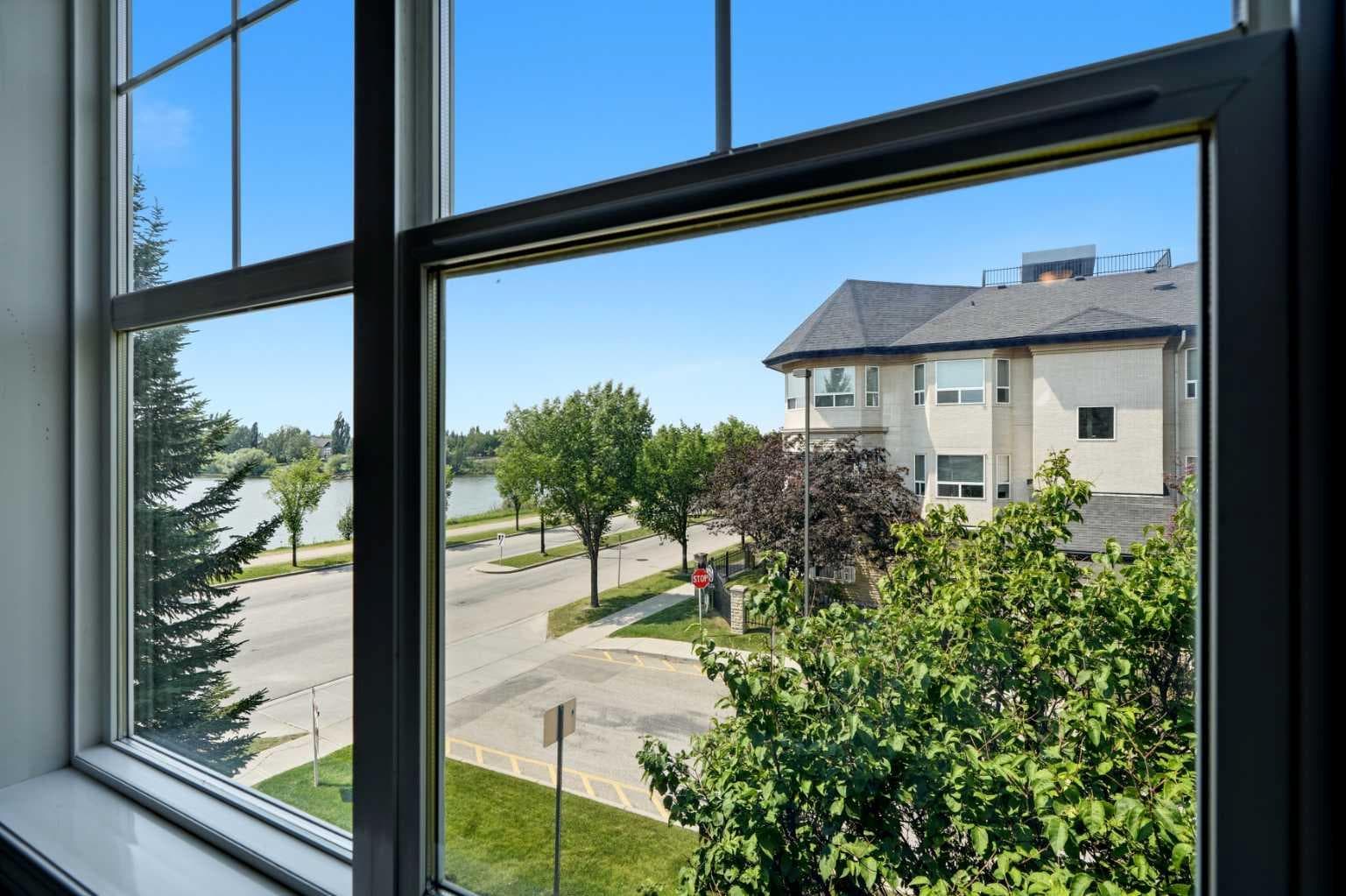 140 Promenade Way SE