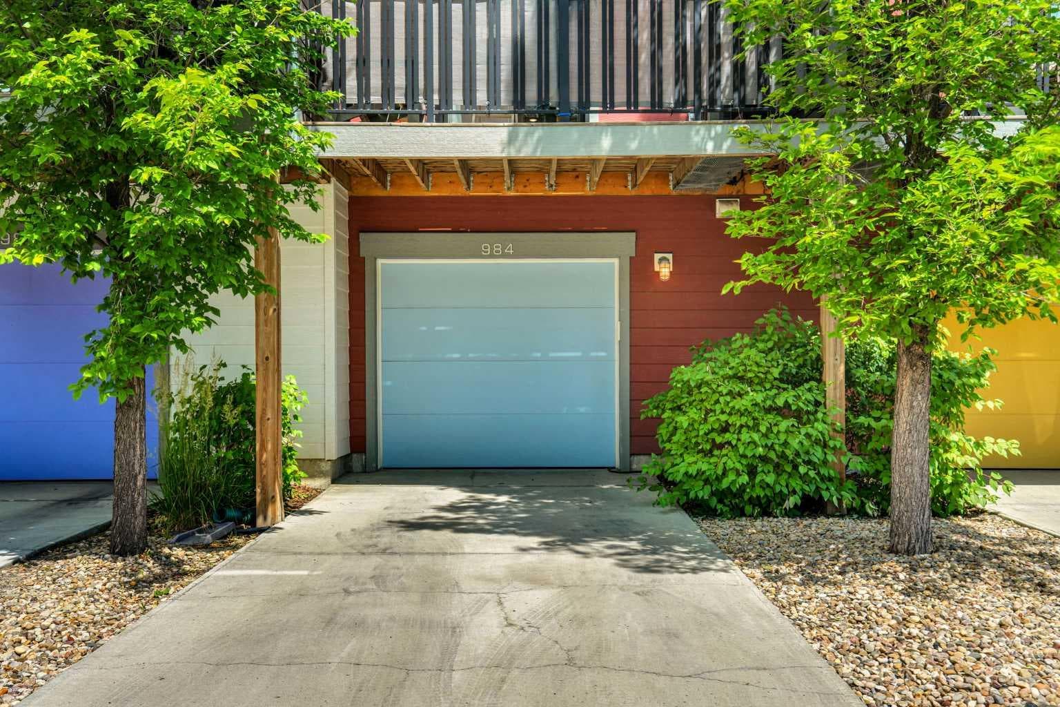 984 Walden Drive SE