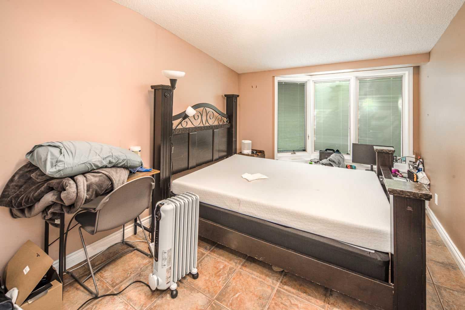 33076 Township Road 243  