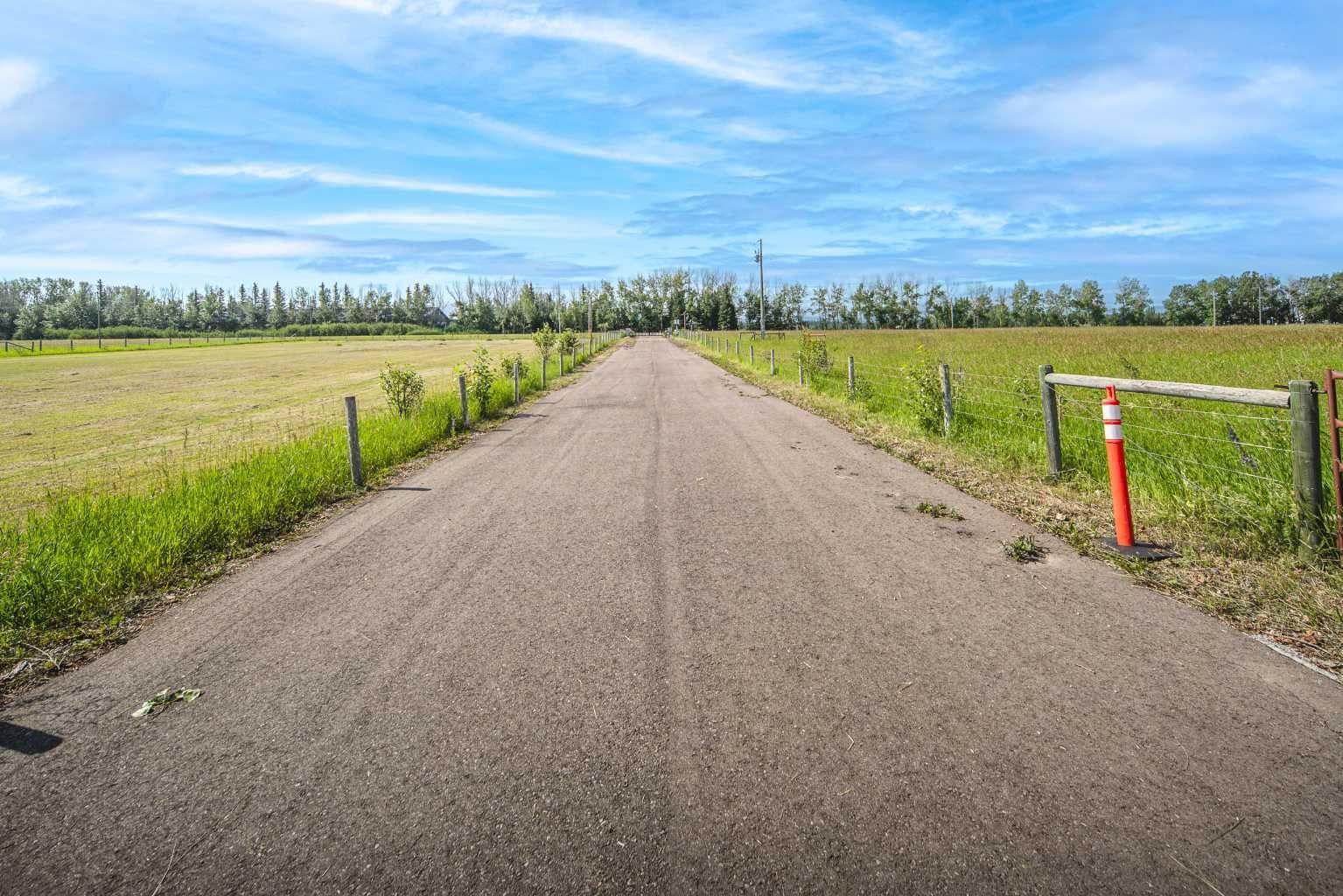 33076 Township Road 243  