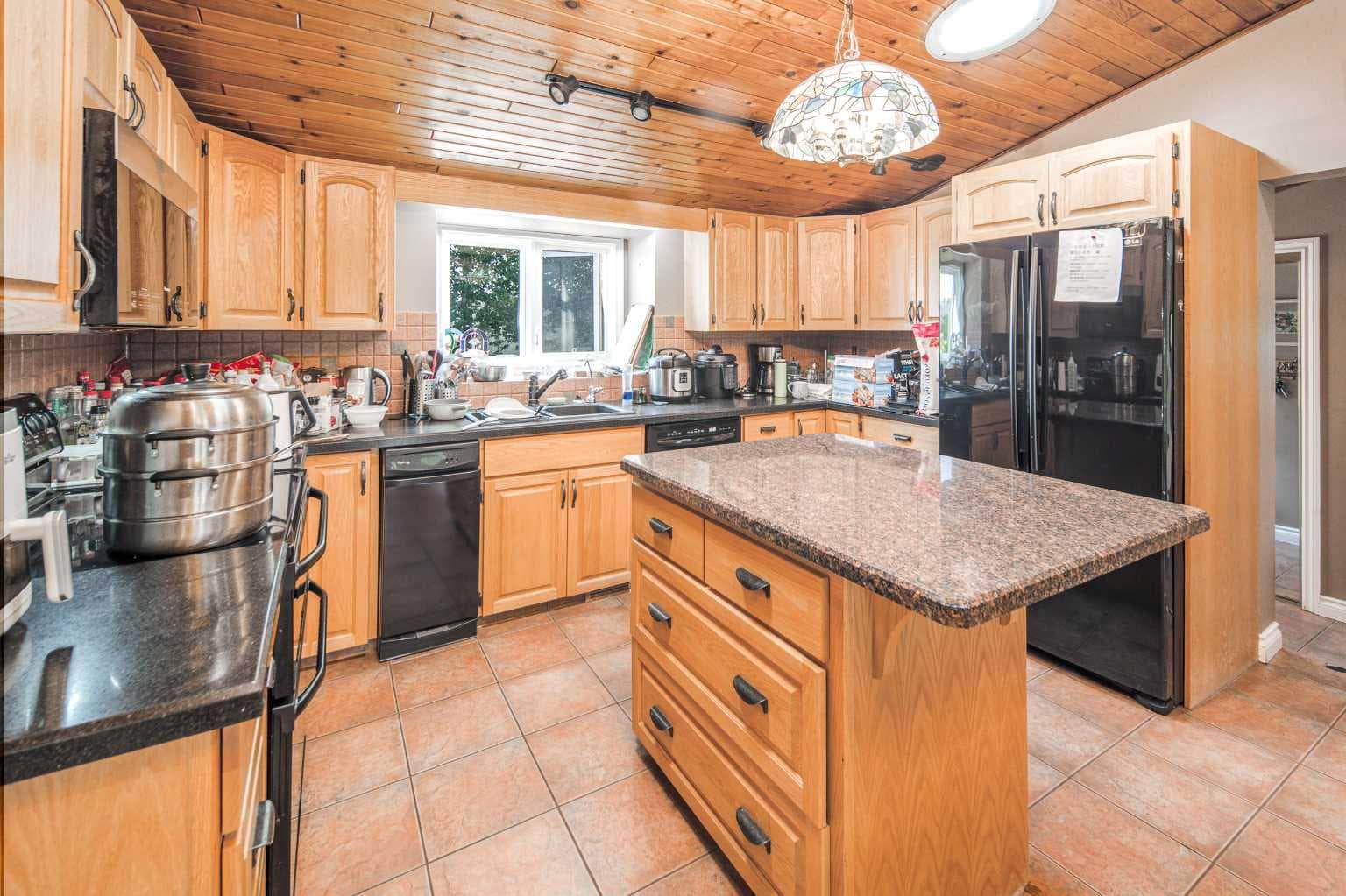 33076 Township Road 243  