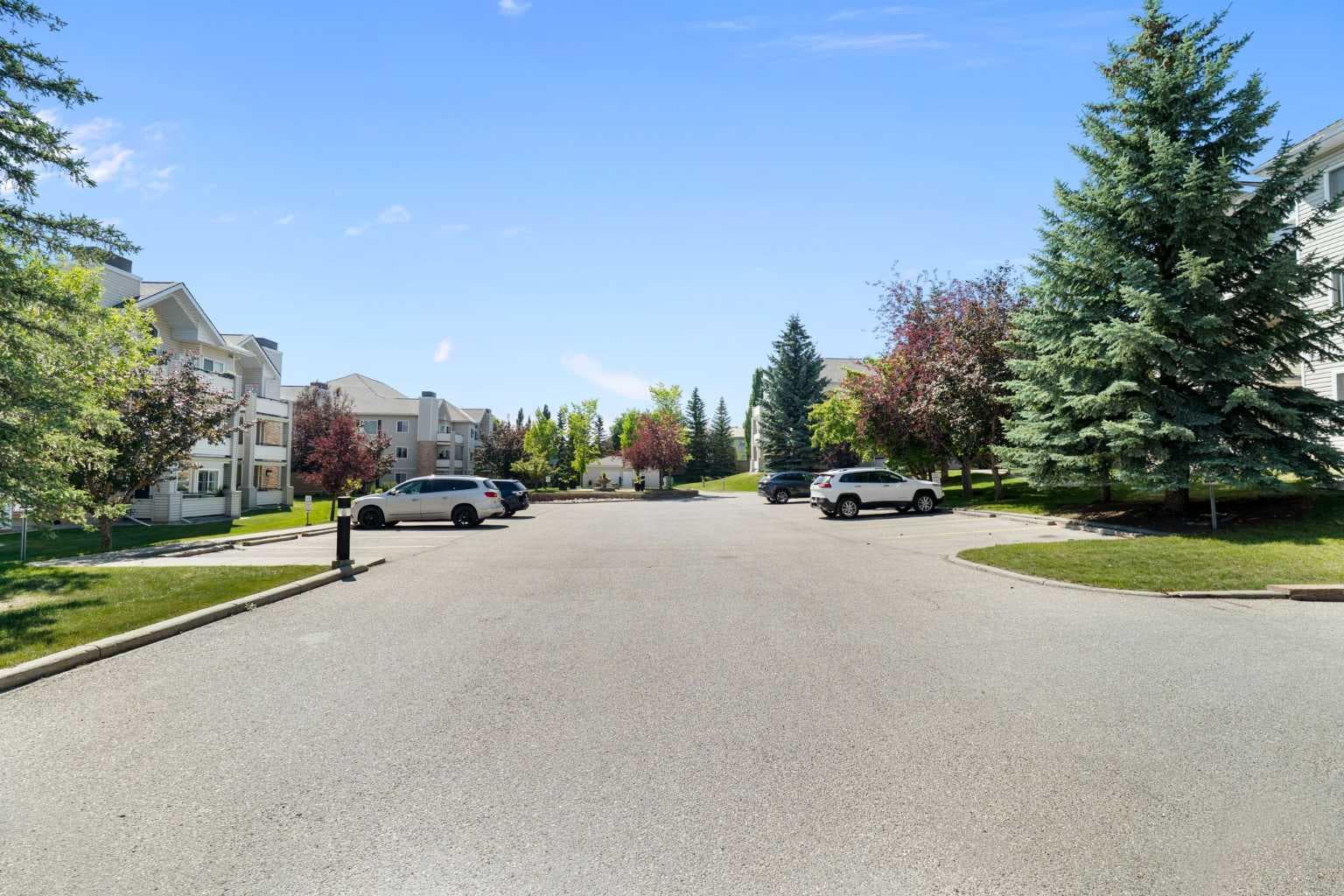 1301, 7451 Springbank Boulevard SW
