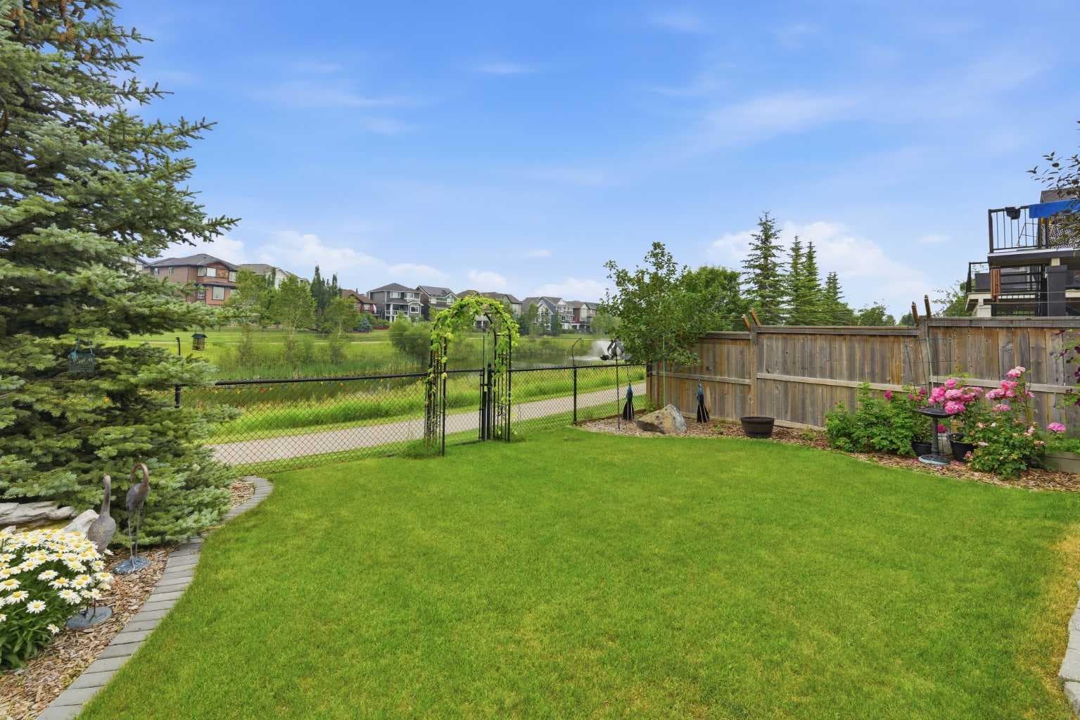 224 Kingston Way SE