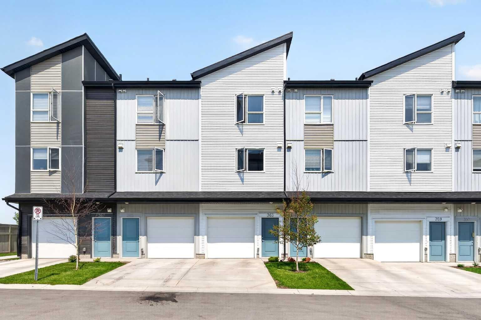 363, 301 Redstone Boulevard NE