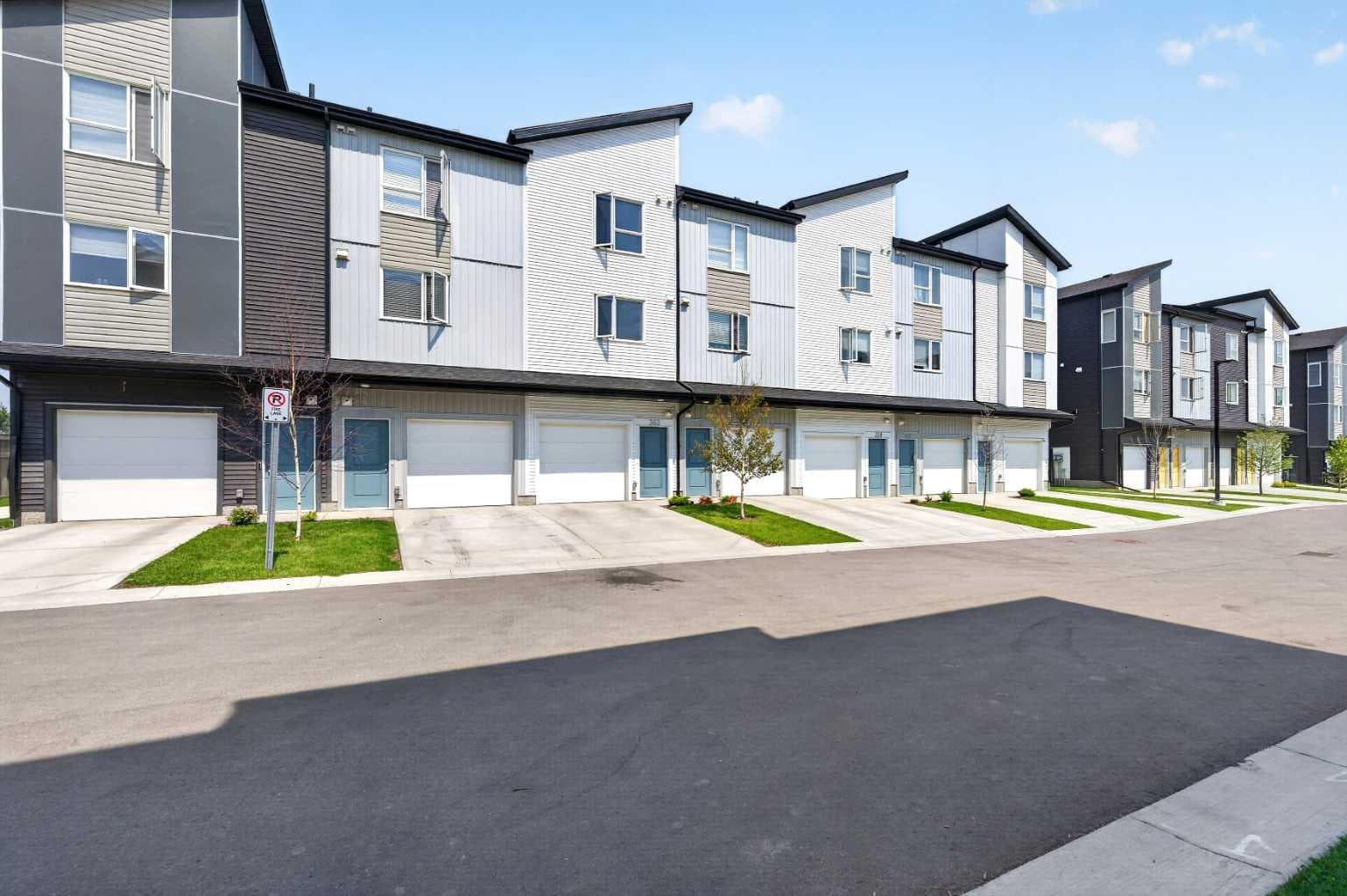 363, 301 Redstone Boulevard NE