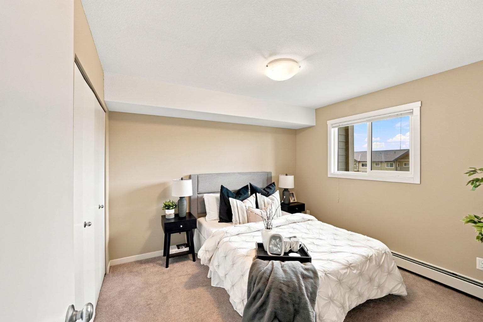 3407, 181 Skyview Ranch Manor NE