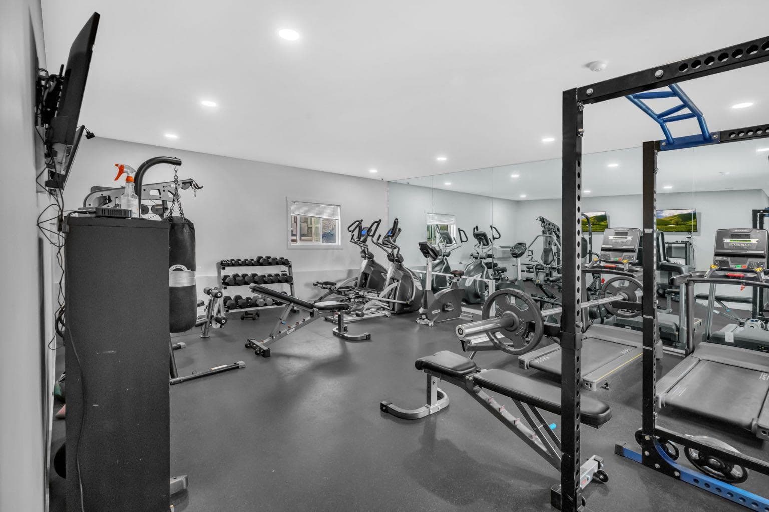 3407, 181 Skyview Ranch Manor NE