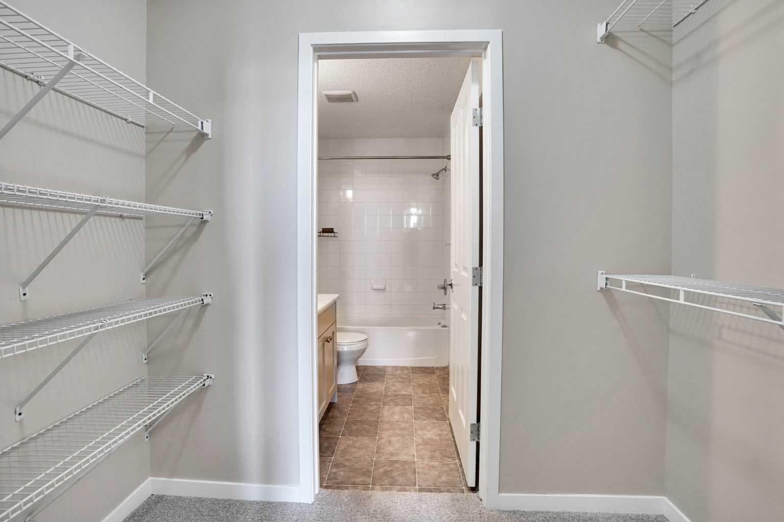 2415, 1140 Taradale Drive NE