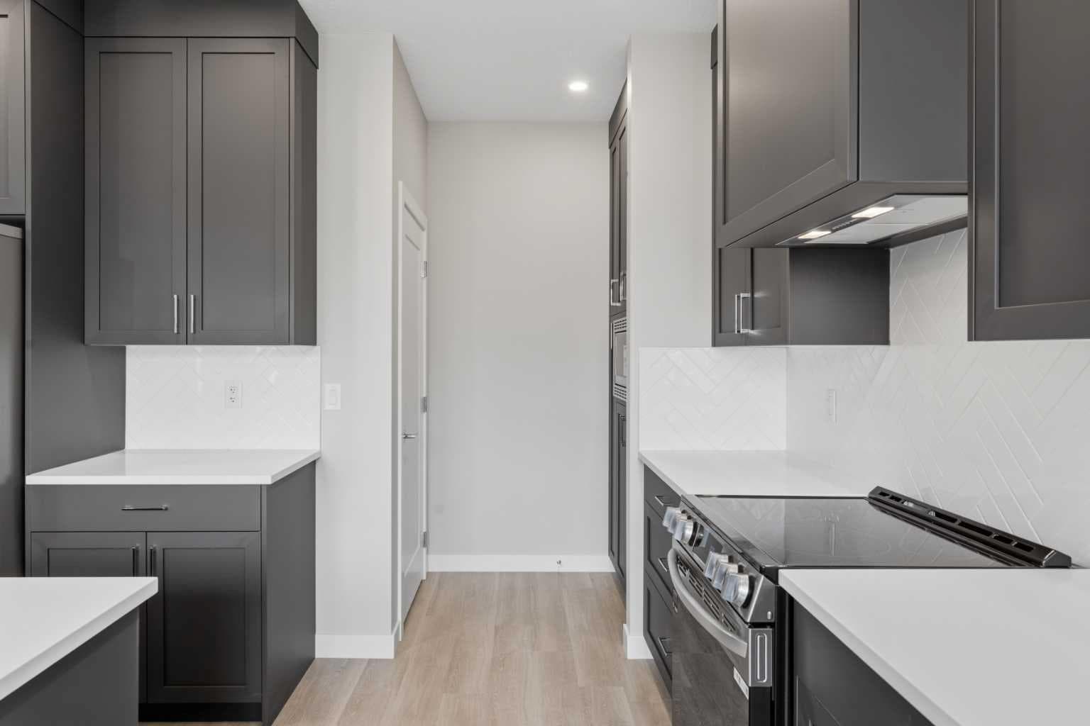 603, 201 Cooperswood Green SW