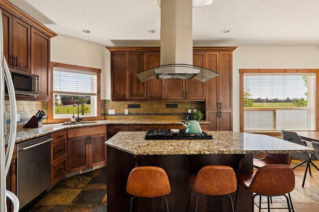 115 Rockmont Court NW