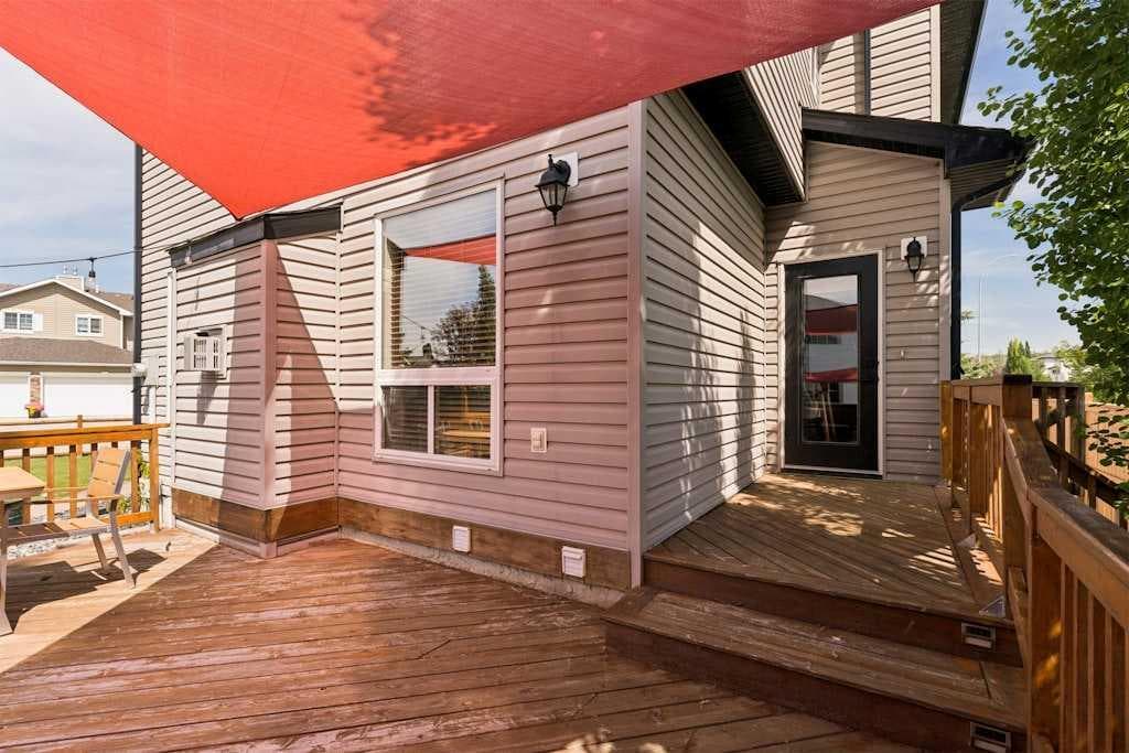 115 Rockmont Court NW