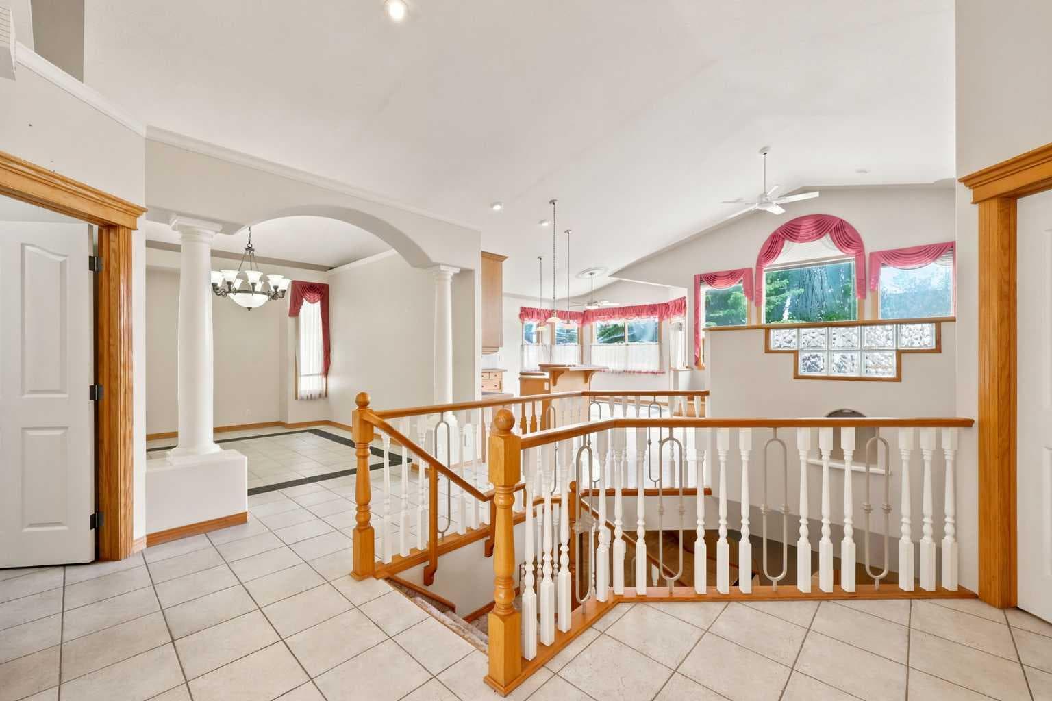 16 Arbour Estates View NW