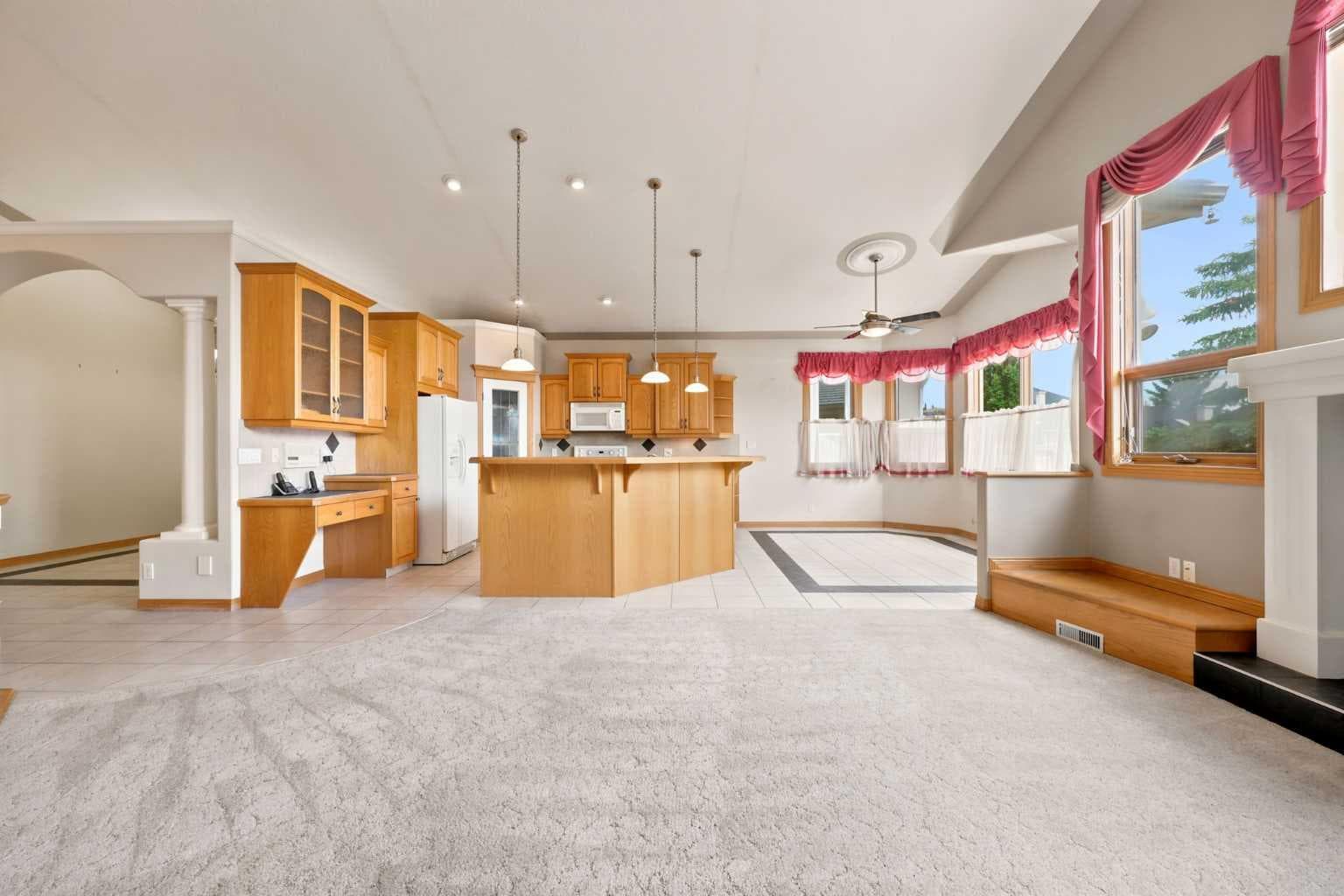 16 Arbour Estates View NW