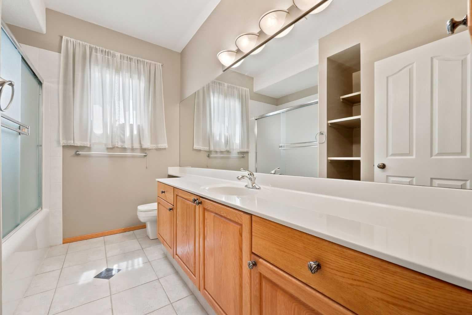 16 Arbour Estates View NW