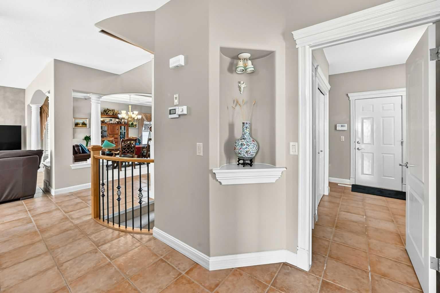 311 rocky ridge Drive NW