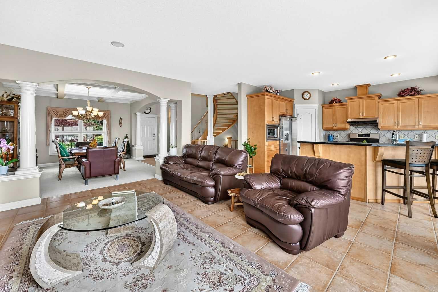 311 rocky ridge Drive NW