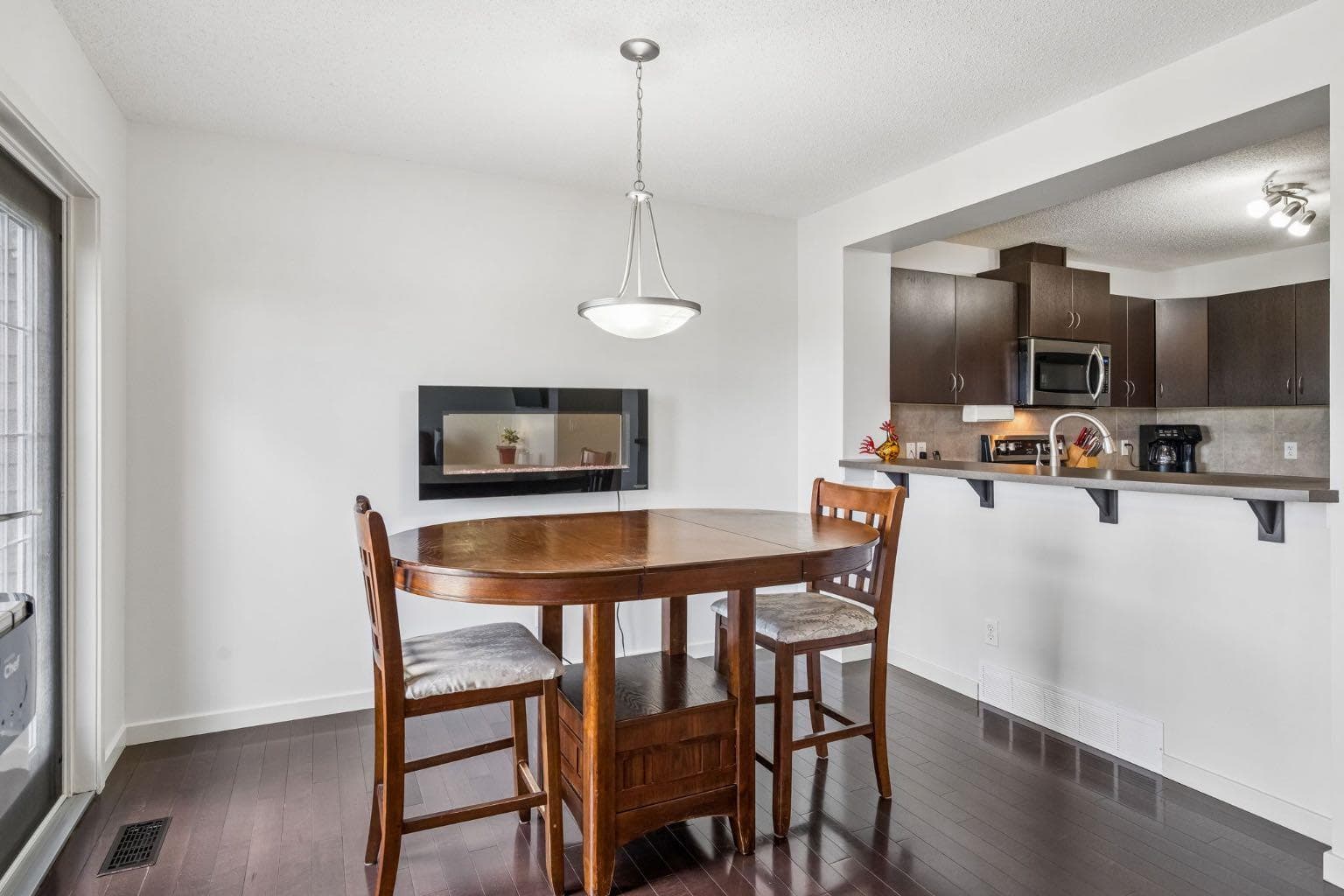 150 River Heights Crescent 