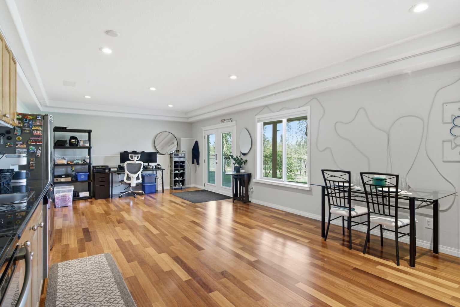 124 West Creek Glen 