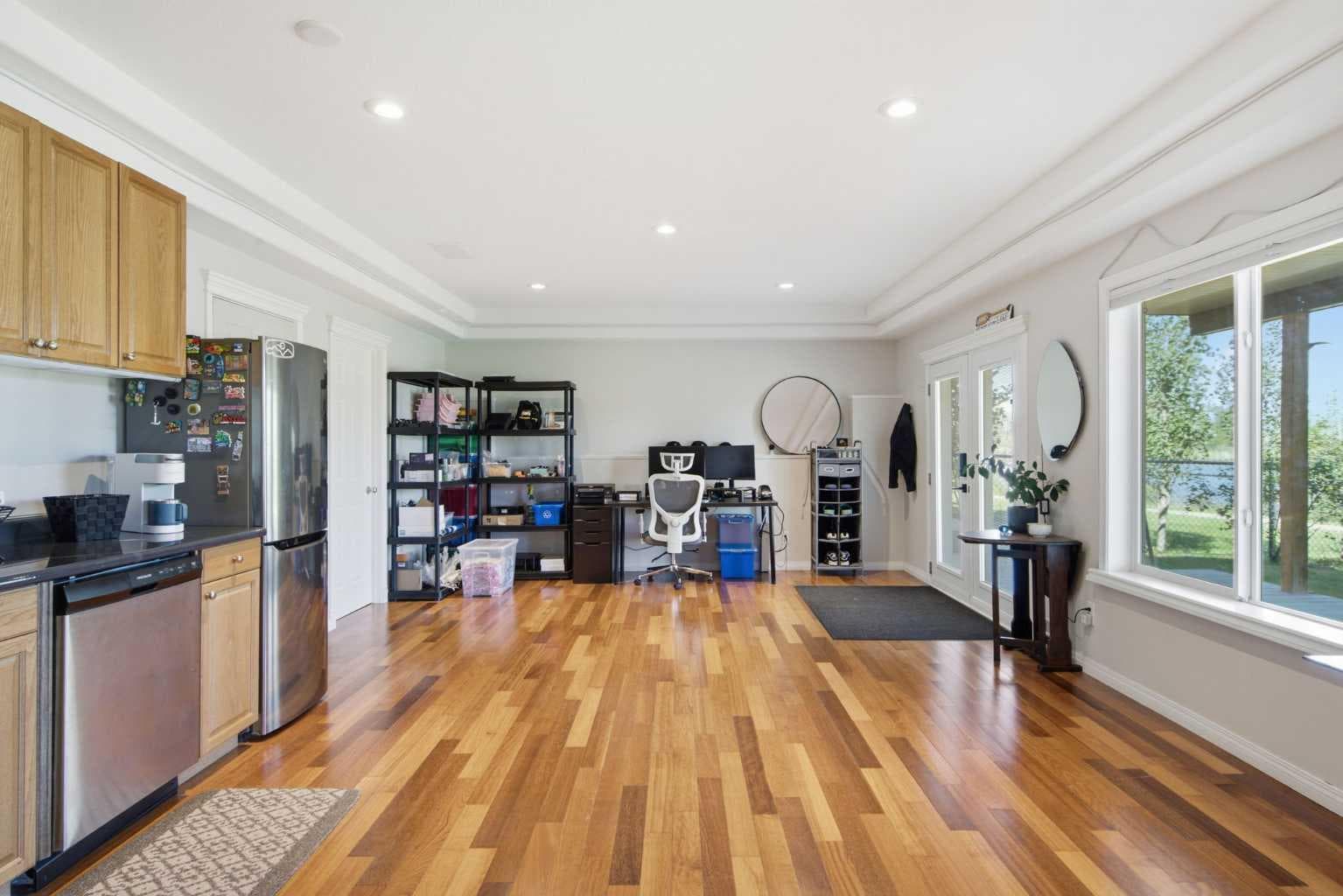 124 West Creek Glen 