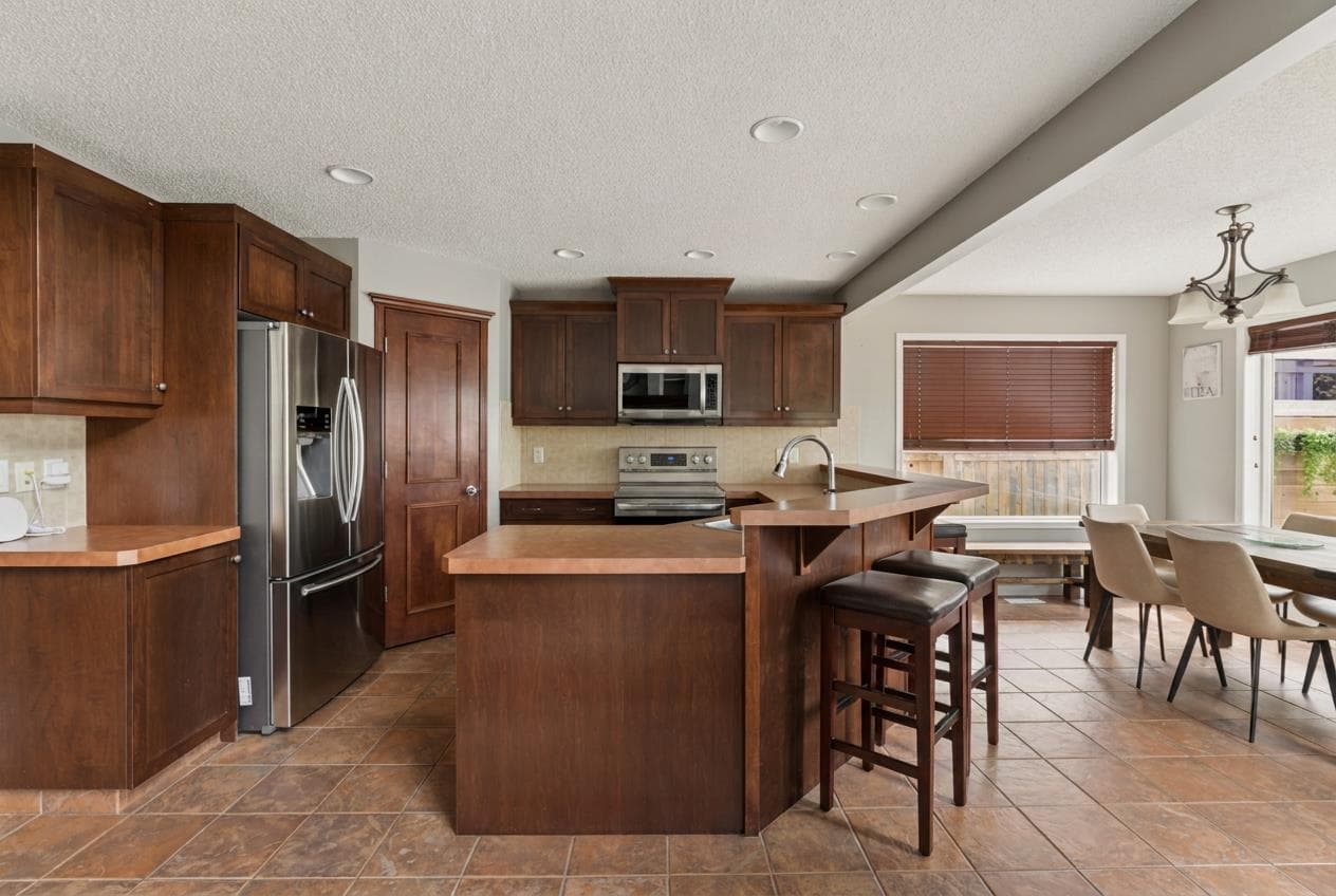 391 Auburn Bay Heights SE