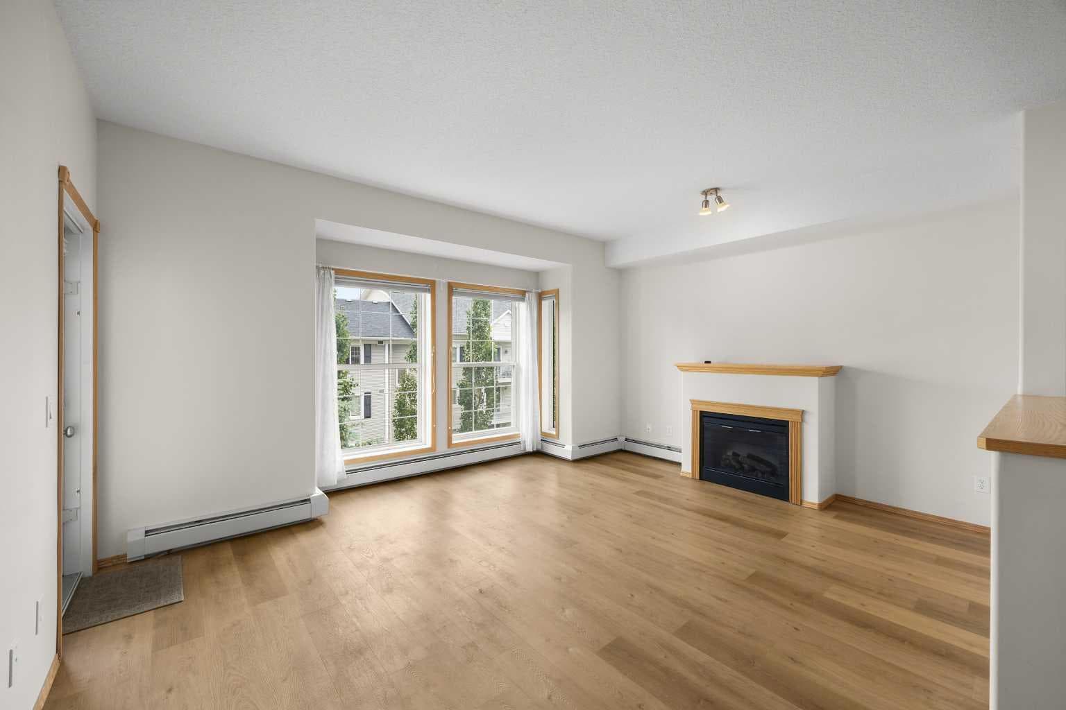 2458, 151 Country Village Road NE