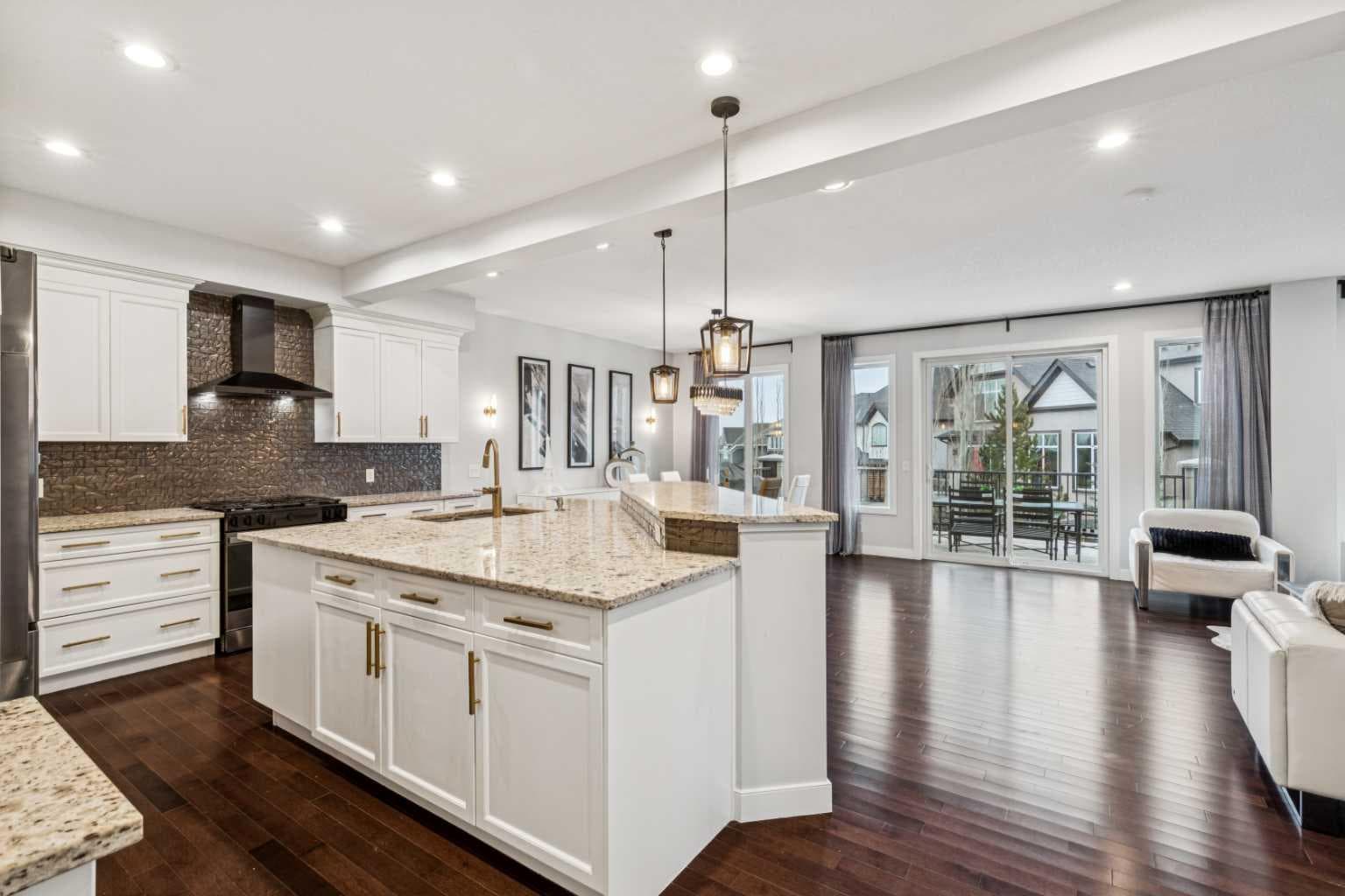 290 Mahogany Place SE