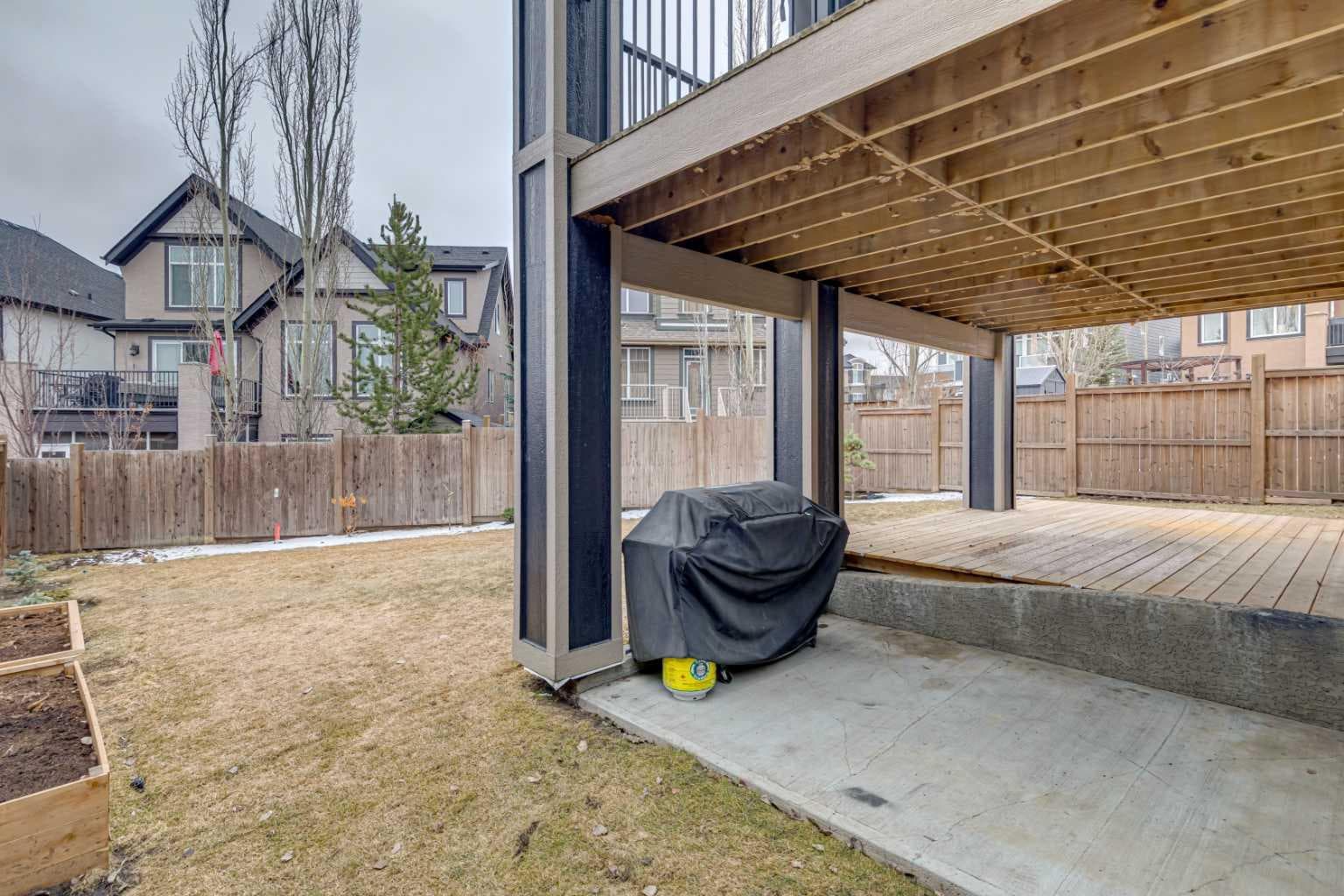 290 Mahogany Place SE