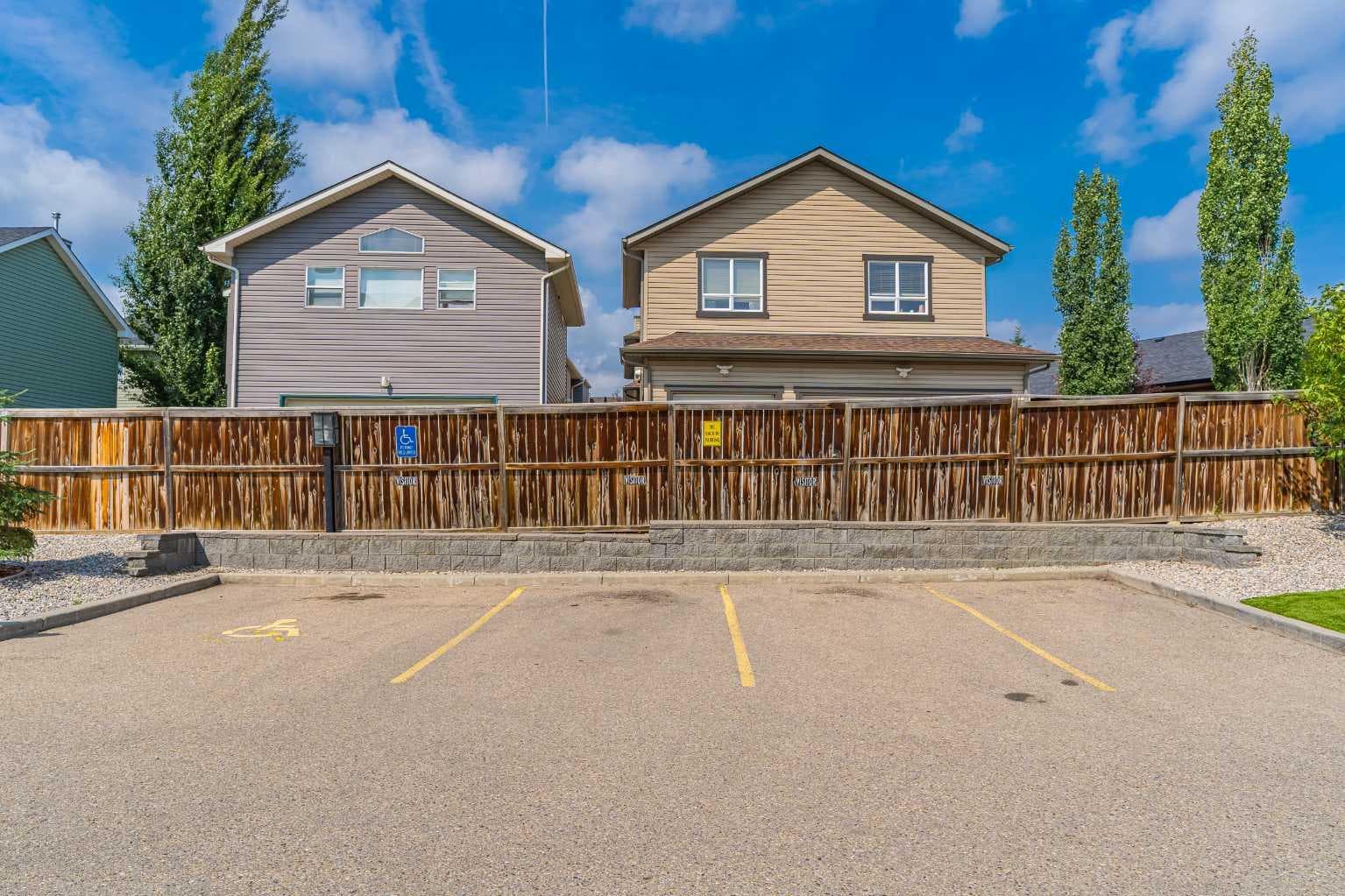 208, 25 Prestwick Drive SE
