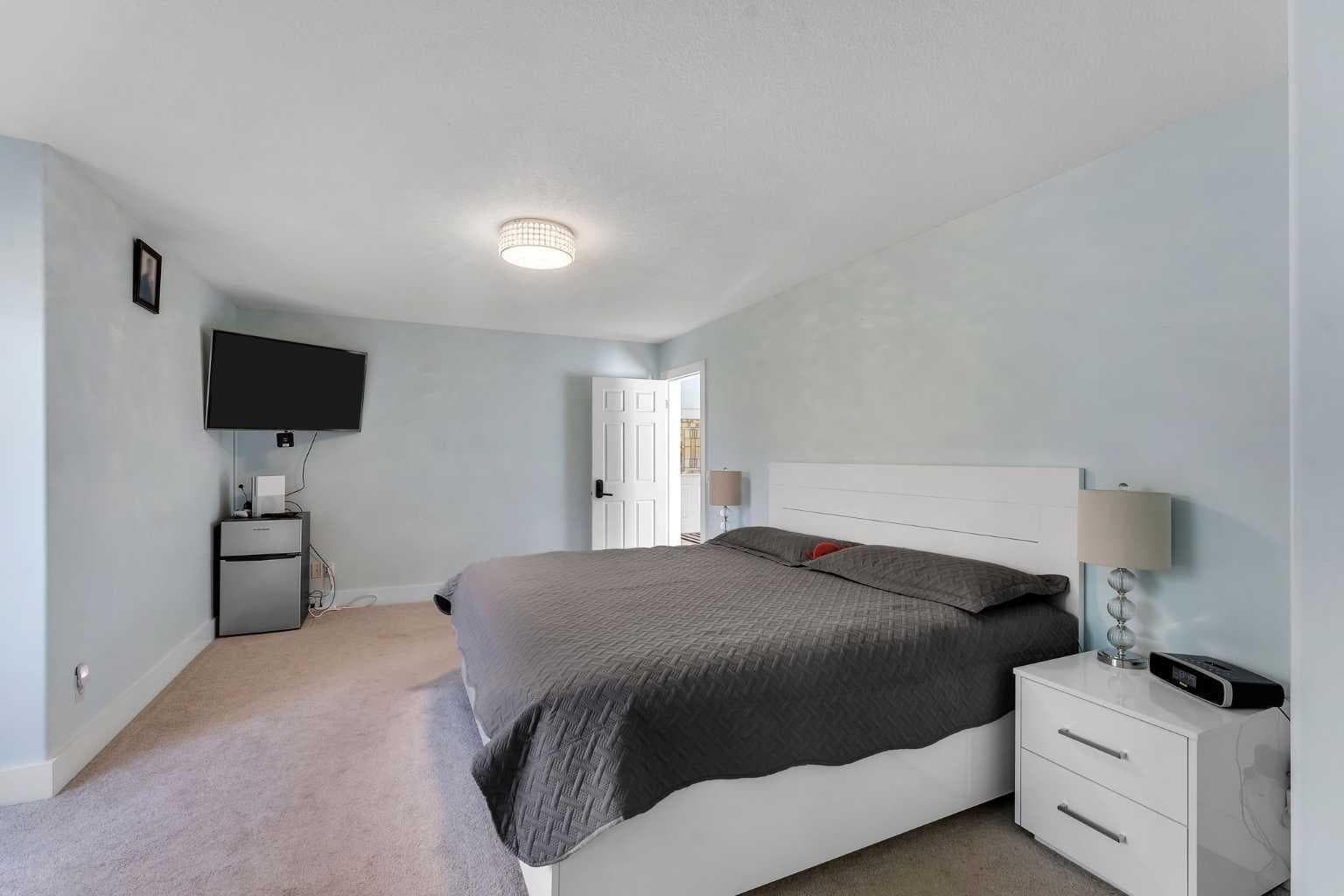 280158 TOWNSHIP ROAD 240  