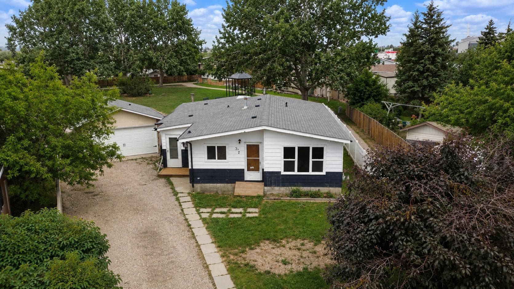 137 Big Hill Place 