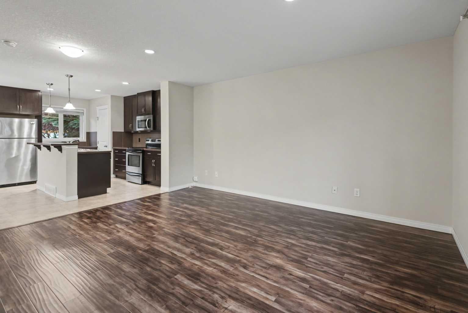 127 Prestwick Villas SE