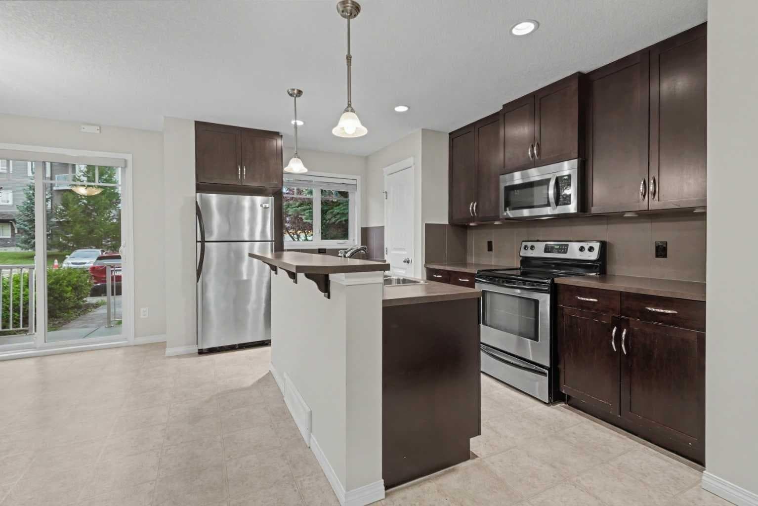 127 Prestwick Villas SE
