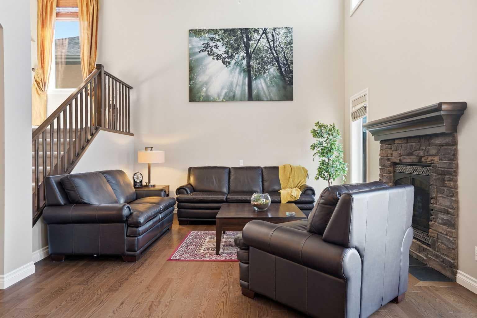 133 Aspen Stone Road SW