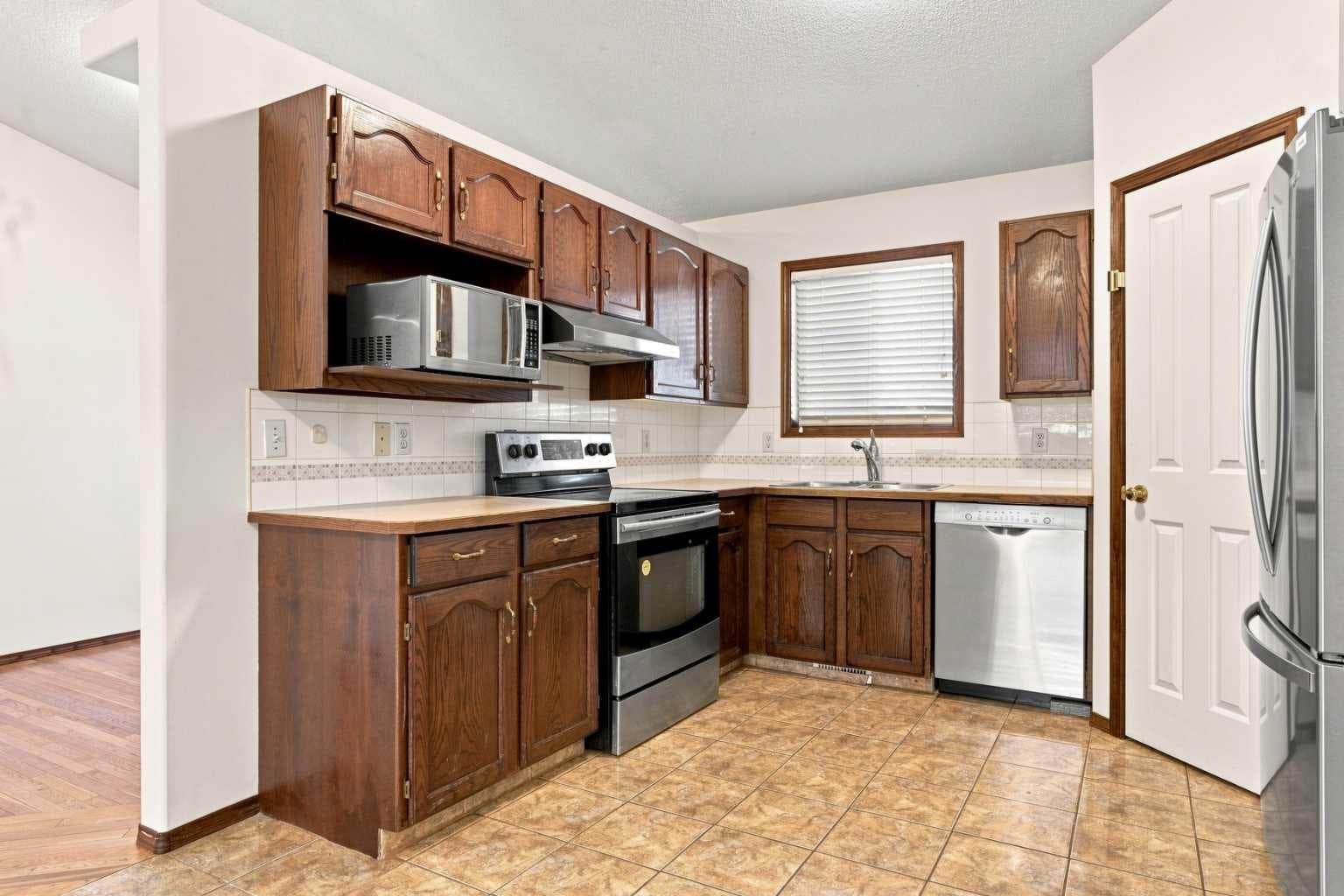 279 Coral Springs Circle NE