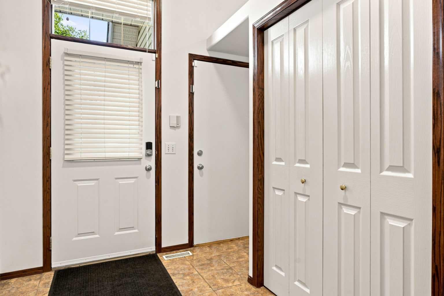 279 Coral Springs Circle NE