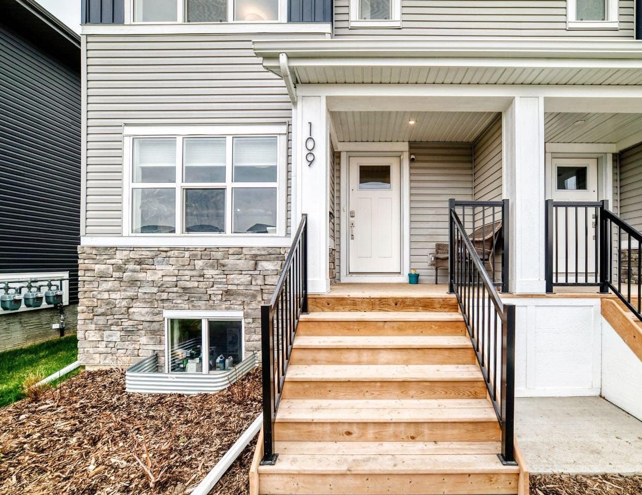 109, 525 River Heights Drive 