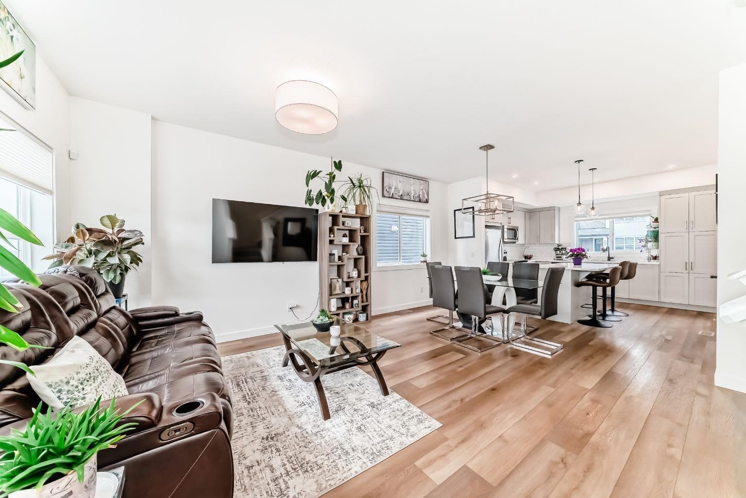 109, 525 River Heights Drive 