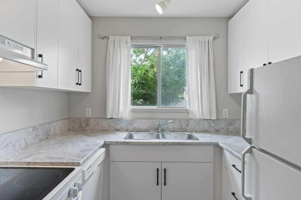 141, 7172 Coach Hill Road SW